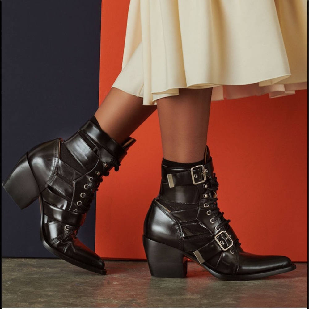 Chloe Rylee Cut Out Booties - Picture 3 of 5